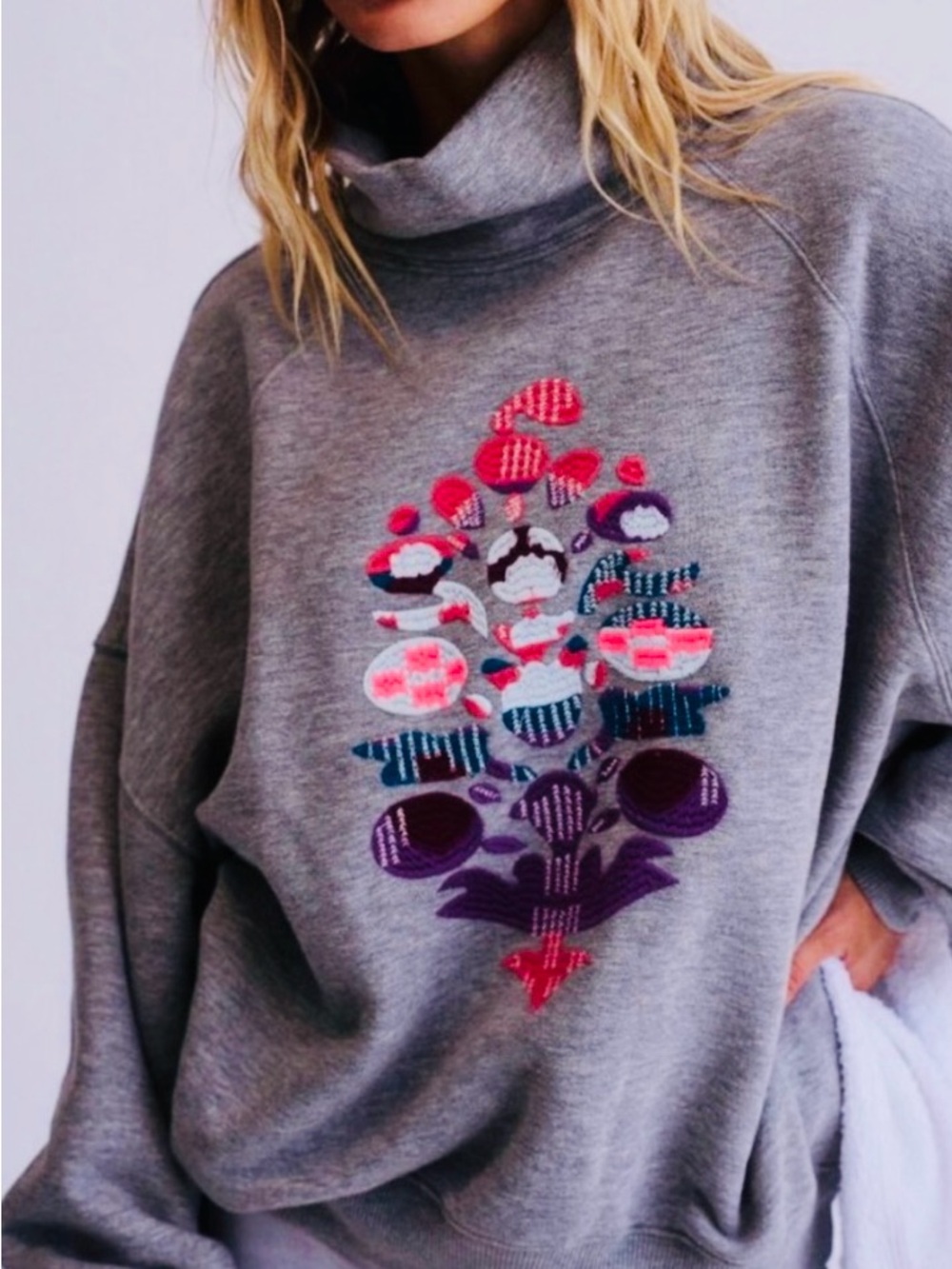 🆕WOT FP MOVEMENT On Your Mark Sweat Logo Sweatshirt / Heather Grey Combo - Picture 3 of 11